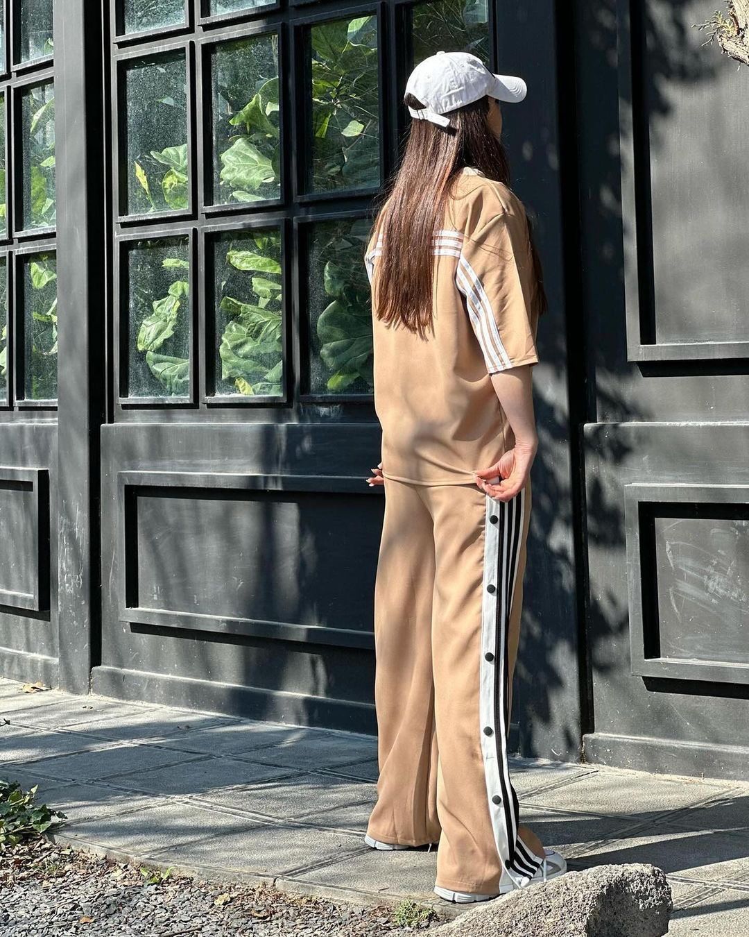 Ch # 416 Chakoor side stripes T shirt and Jogger pant - - sale