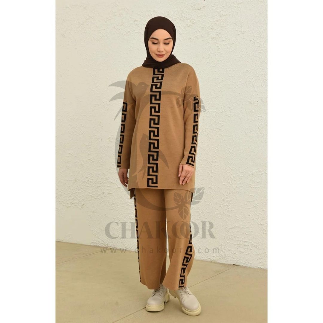 chakoor fleece 2 pieces Vertical printed outfit CH # 324