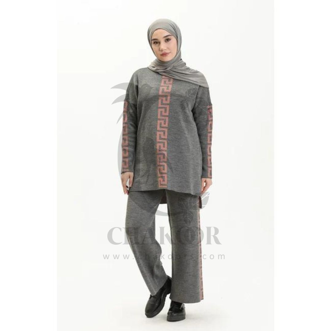 chakoor fleece 2 pieces Vertical printed outfit CH # 324