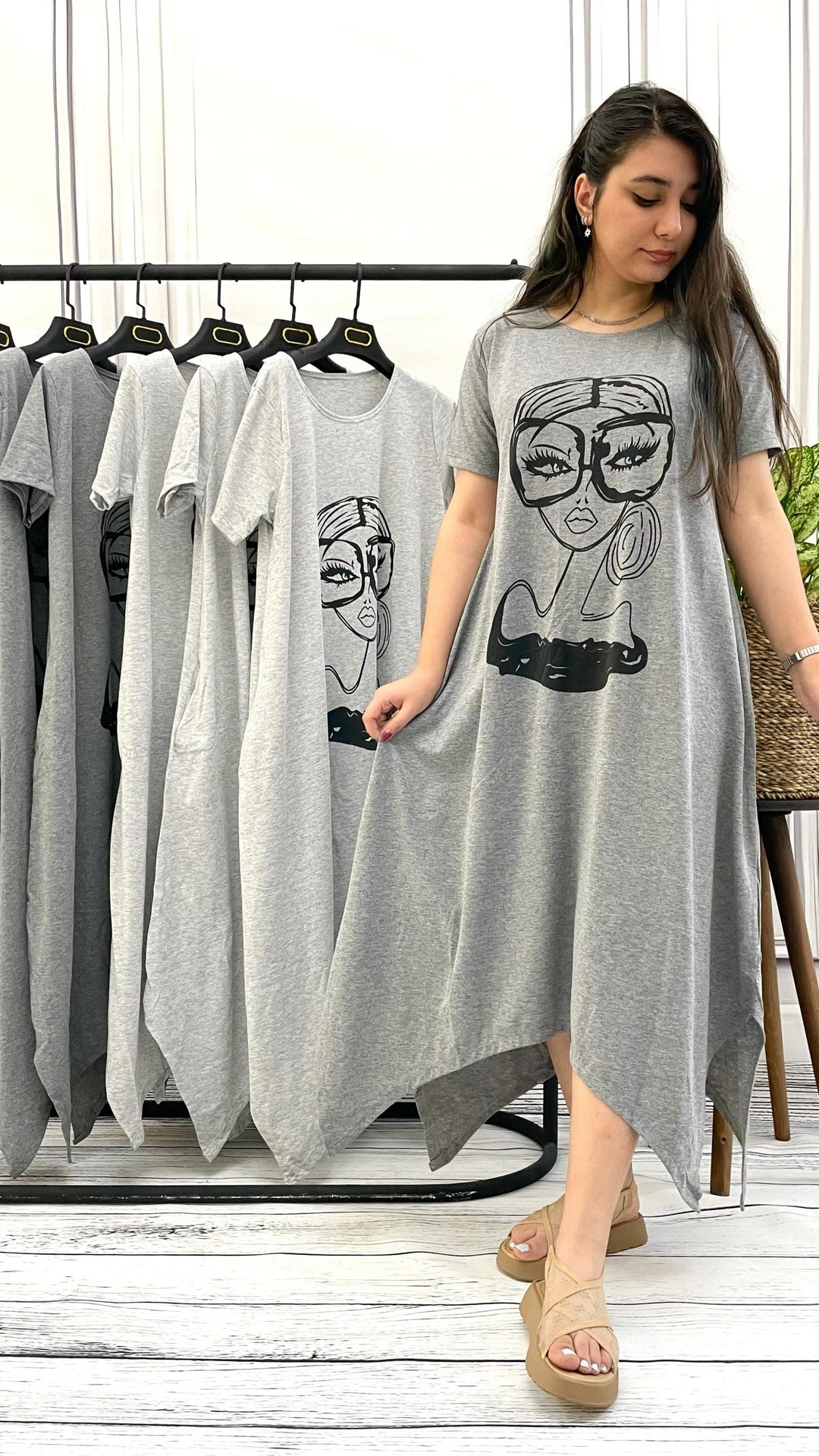 CH # 549 A line long loose causal summer tee
