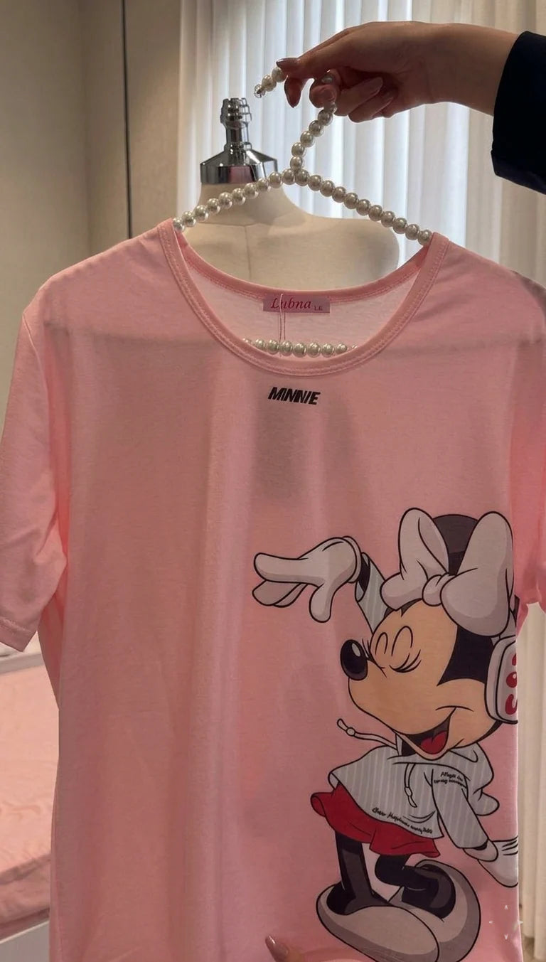 Black women’s pajama set with Minnie Mouse print, short sleeve tee and matching trousers, comfy summer nightwear. 04