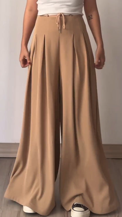 Casual flared culottes with a relaxed fit and pleated design for a modest look 06