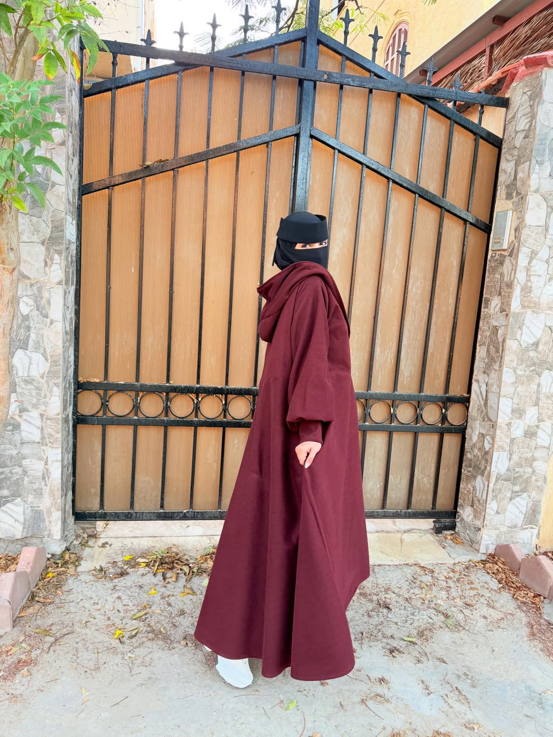 Chakoor 2026 Winter Button-Front Long Frill Hoodie for Women — premium fleece long hoodie with wide flare, two front buttons, frill hem, maxi-style winter outfit in original design, warm and stylish modest wear Pakistan 04