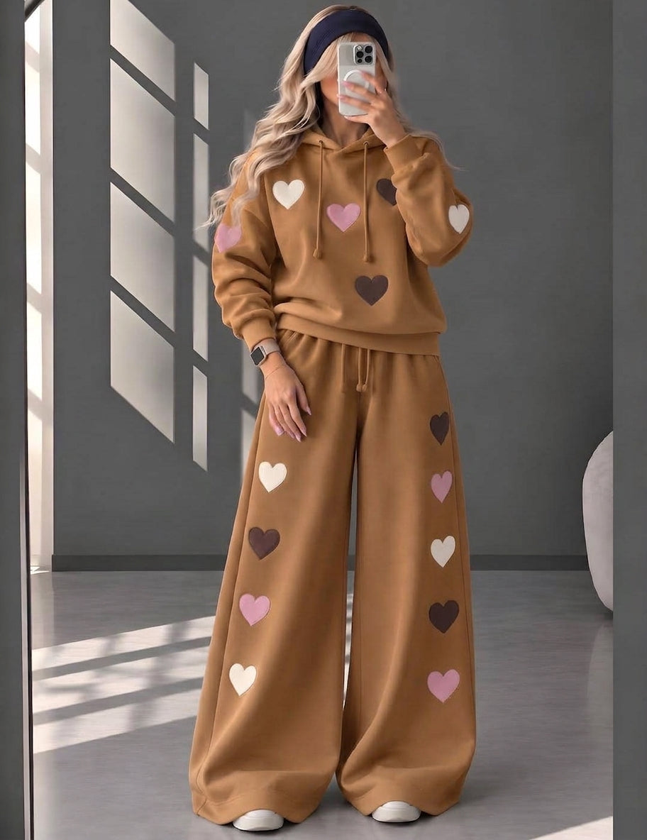 CH 6131 Heart Printed Hoodie & Wide-Leg Sweatpants Set - 2026