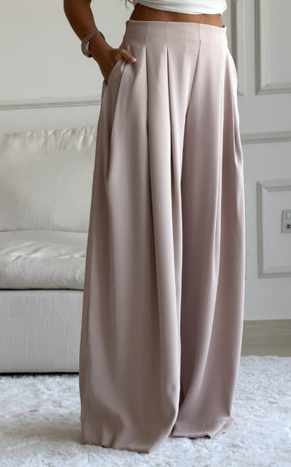 CH - 6065 CHAKOORS Chic Aura Pleated Trouser