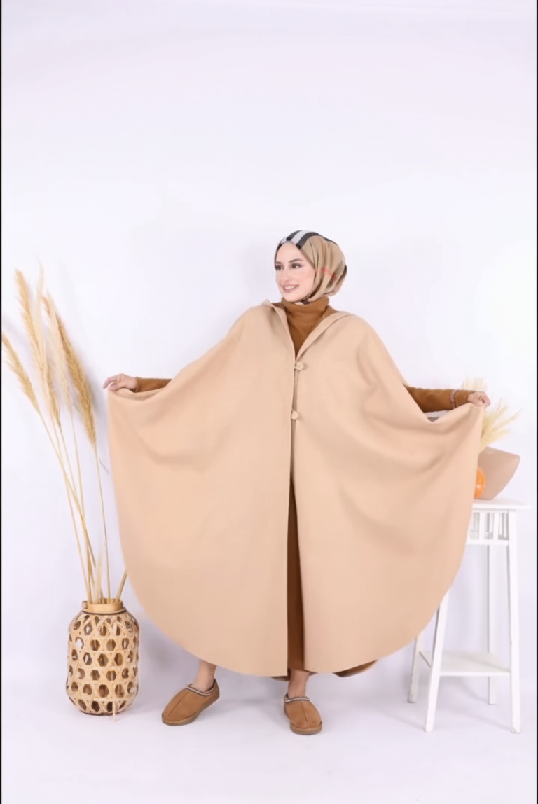 Ch 591 Chakoor Long hooded Button Windbreaker Cloak