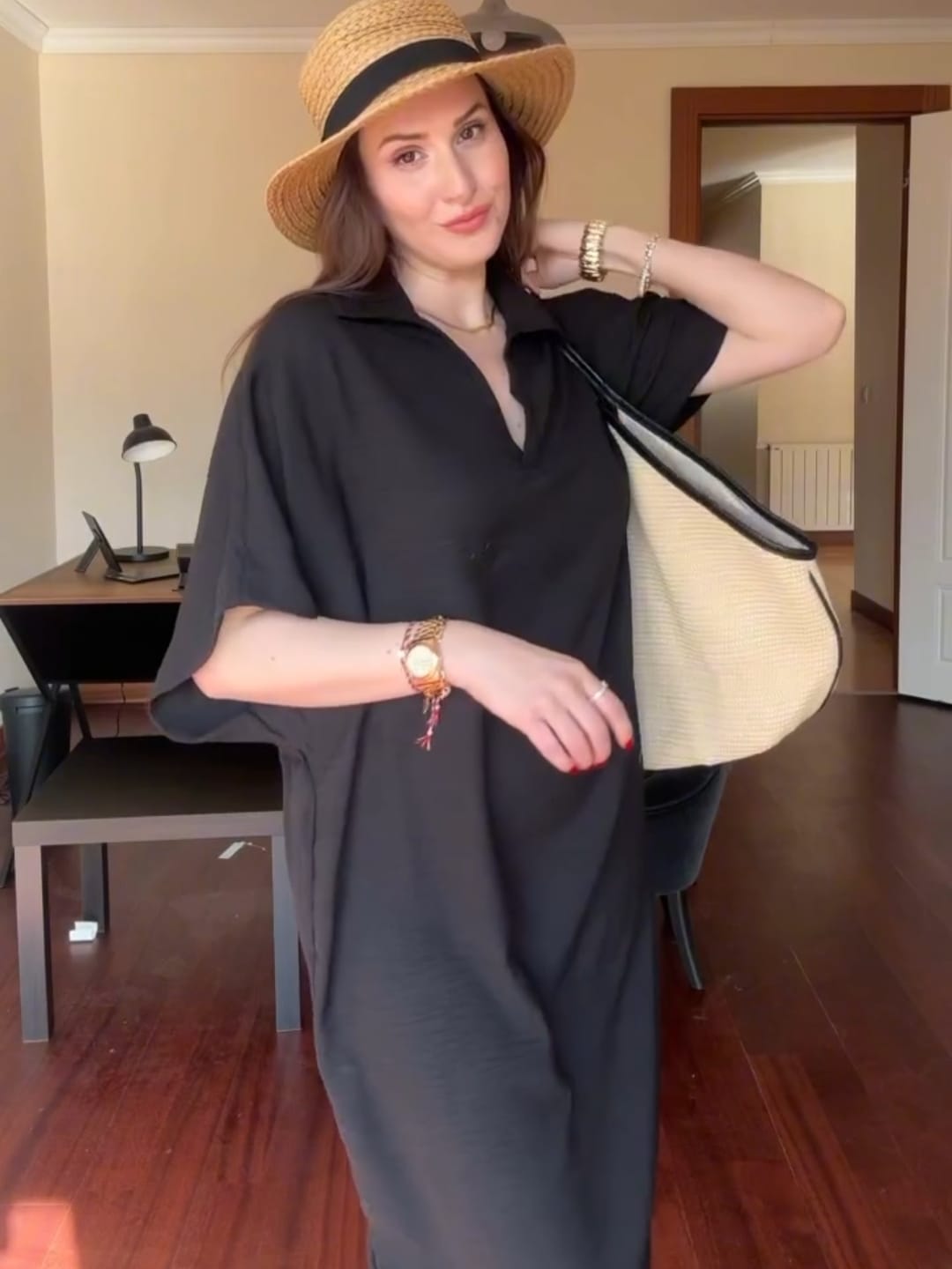 women black loose kaftan dress casual summer outfit relaxed fit modest wear short sleeve comfortable stylish everyday look with hat and tote bag 01